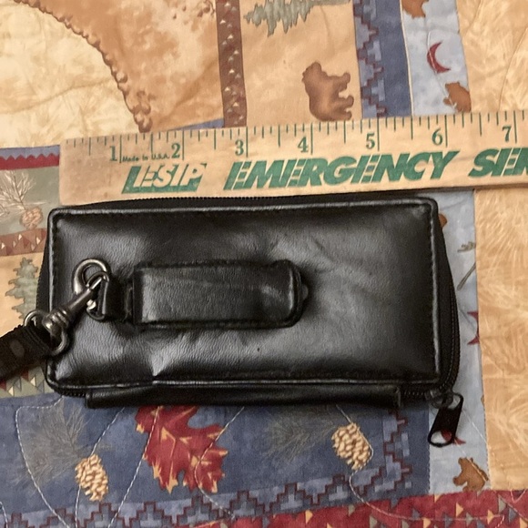 Leather wristlet black new no tag - Picture 7 of 7